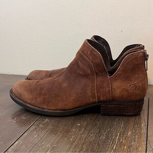 Born Brown Suede Ankle Boots Womens size 9